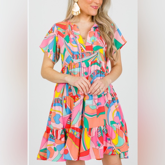 Dresses & Skirts - Short Sleeve Pink Abstract Geometric Print Tassel Tie Flared Dress!